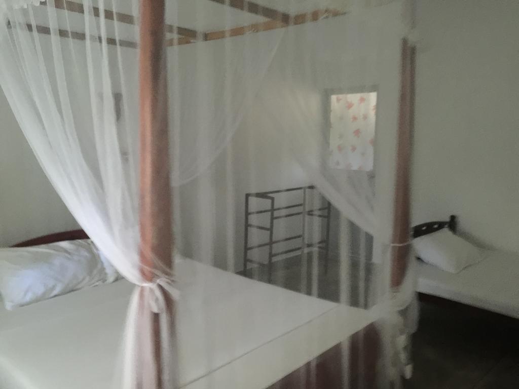 Unawatuna Backpacker Lodge Chambre photo