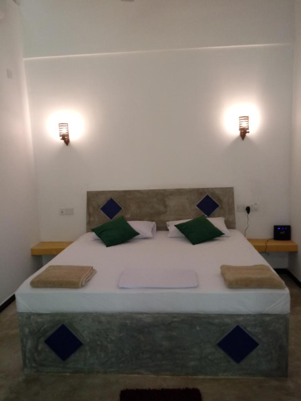 Unawatuna Backpacker Lodge Extérieur photo