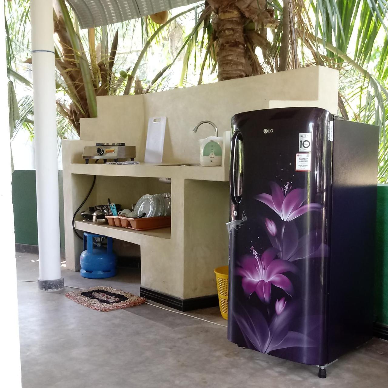 Unawatuna Backpacker Lodge Extérieur photo