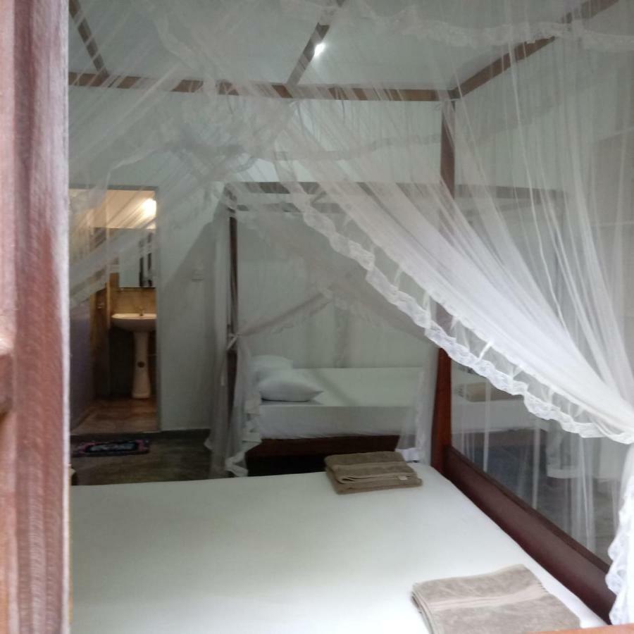Unawatuna Backpacker Lodge Extérieur photo